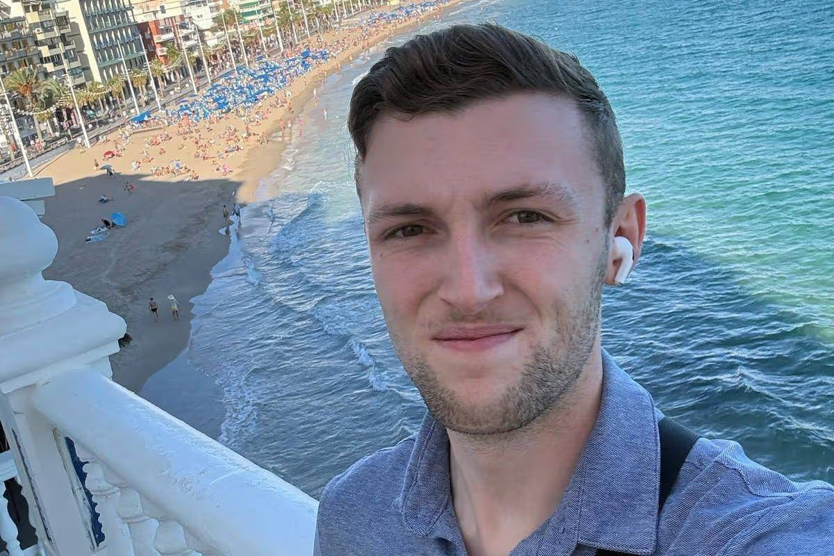 files/1_VIDEO-Brit-in-Benidorm-reveals-tourists-can-be-fined-for-building-SANDCASTLES-on-the-beach.avif
